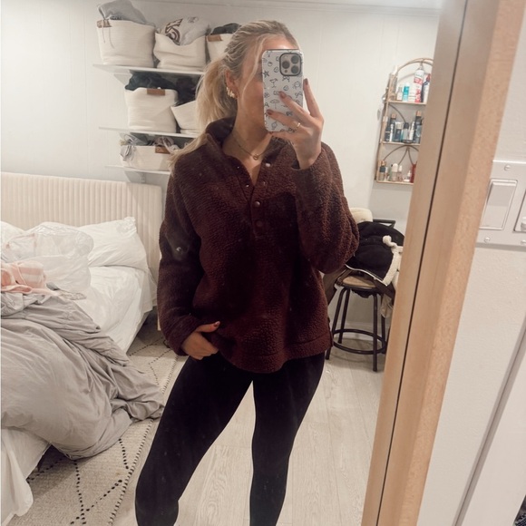 aerie Jackets & Blazers - AEIRE sherpa S